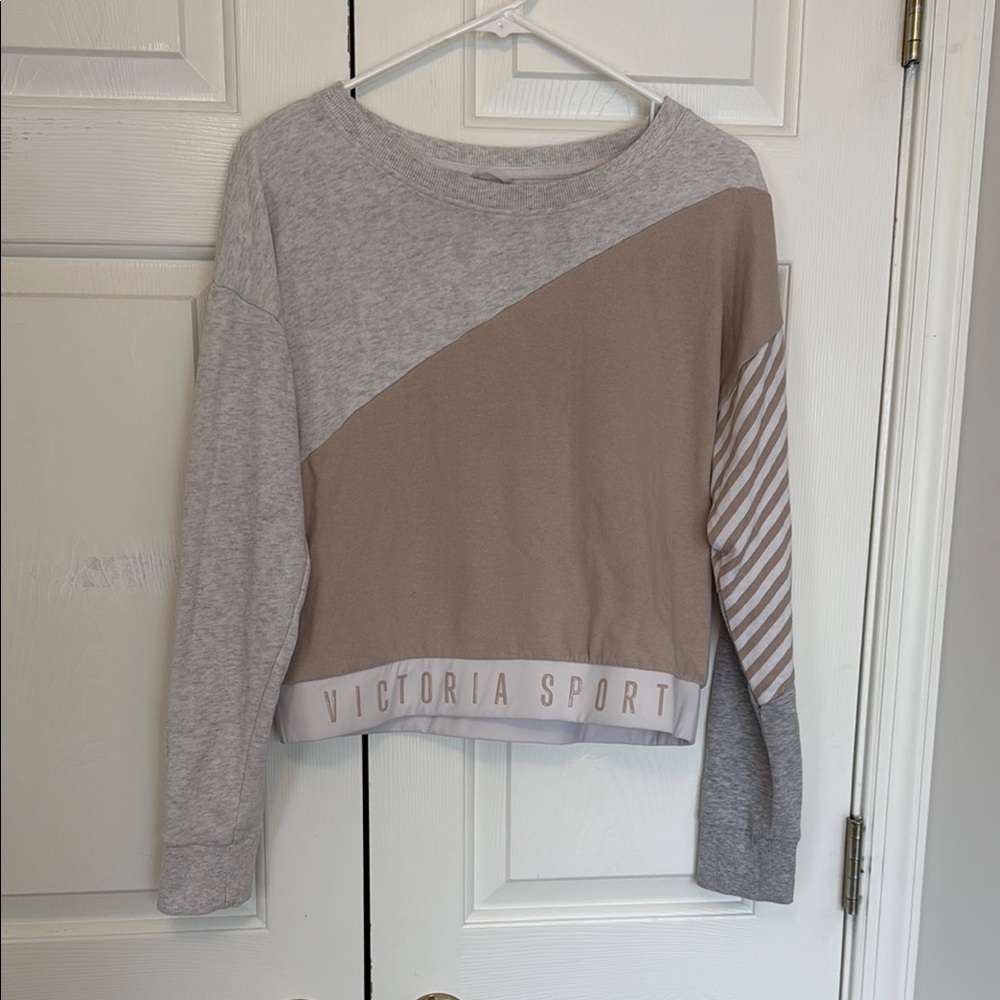 Victoria Sport Grey Beige Cropped Pullover Sweatshirt Size Medium